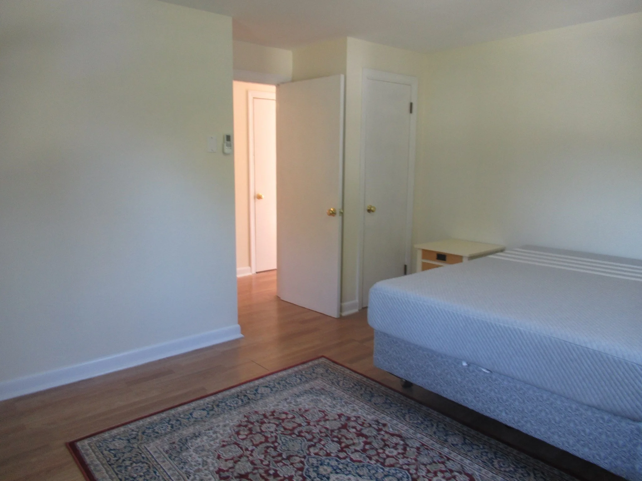 2 bed, 1 bath apartment for rent at 34 Middle St, Gloucester — photo 8 of 11