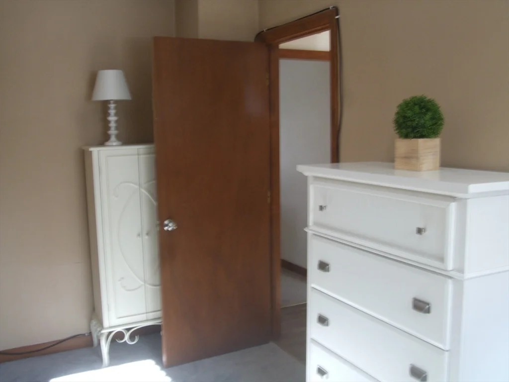 1 bed, 1 bath apartment for rent at 32-34 Moore Ave Unit 2, Franklin — photo 17 of 20