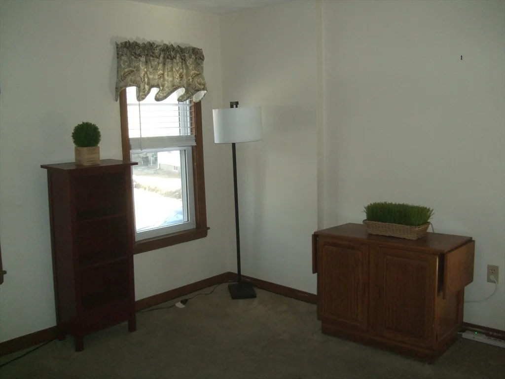 1 bed, 1 bath apartment for rent at 32-34 Moore Ave Unit 2, Franklin — photo 11 of 20