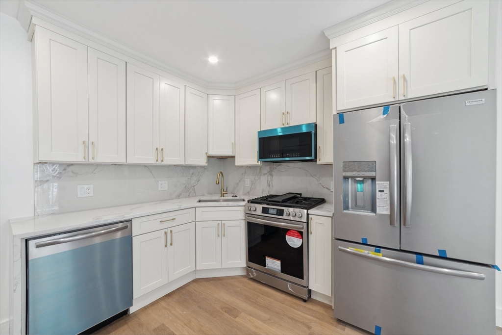2 bed, 1 bath apartment for rent at 34 Morris St Unit 3, East Boston — photo 5 of 28