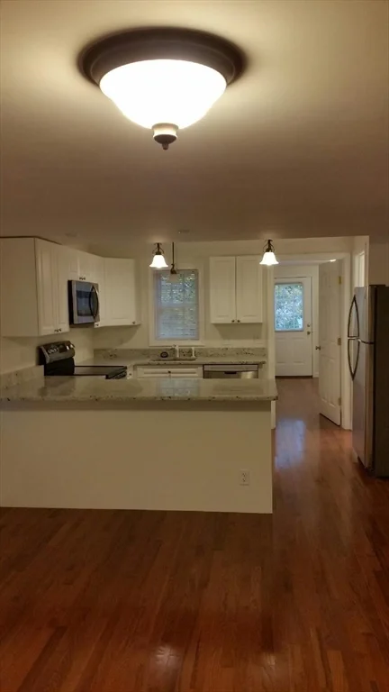 1 bed, 1 bath apartment for rent at 34 Morse St Unit B, Natick — photo 5 of 12