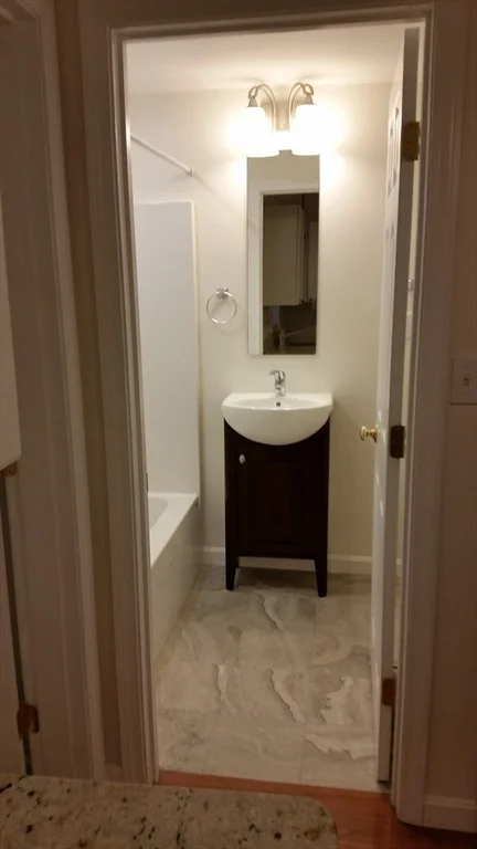 1 bed, 1 bath apartment for rent at 34 Morse St Unit B, Natick — photo 8 of 12