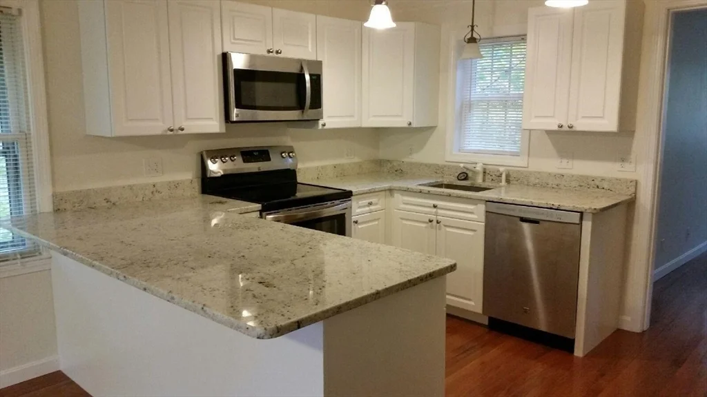 1 bed, 1 bath apartment for rent at 34 Morse St Unit B, Natick — photo 2 of 12