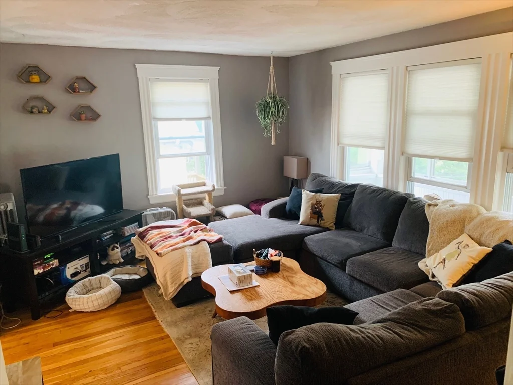 2 bed, 1 bath apartment for rent at 34 Morton St Unit 2, Watertown — photo 3 of 13