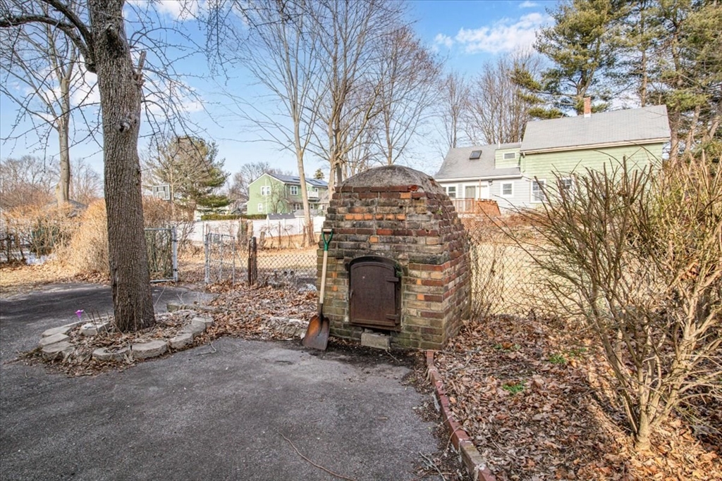 1 bed, 1 bath apartment for rent at 34 Neponset Ave Unit 1, Hyde Park — photo 38 of 42