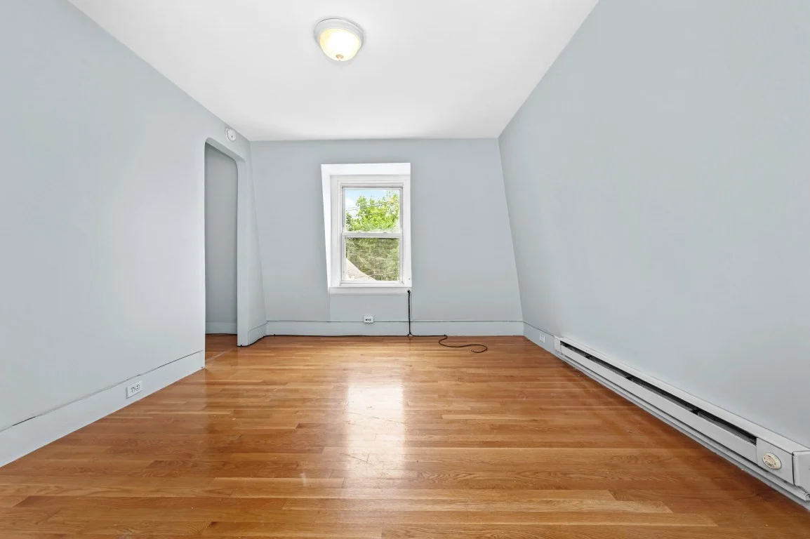 1 bed, 1 bath apartment for rent at 34 Neponset Ave Unit 3, Hyde Park — photo 2 of 17