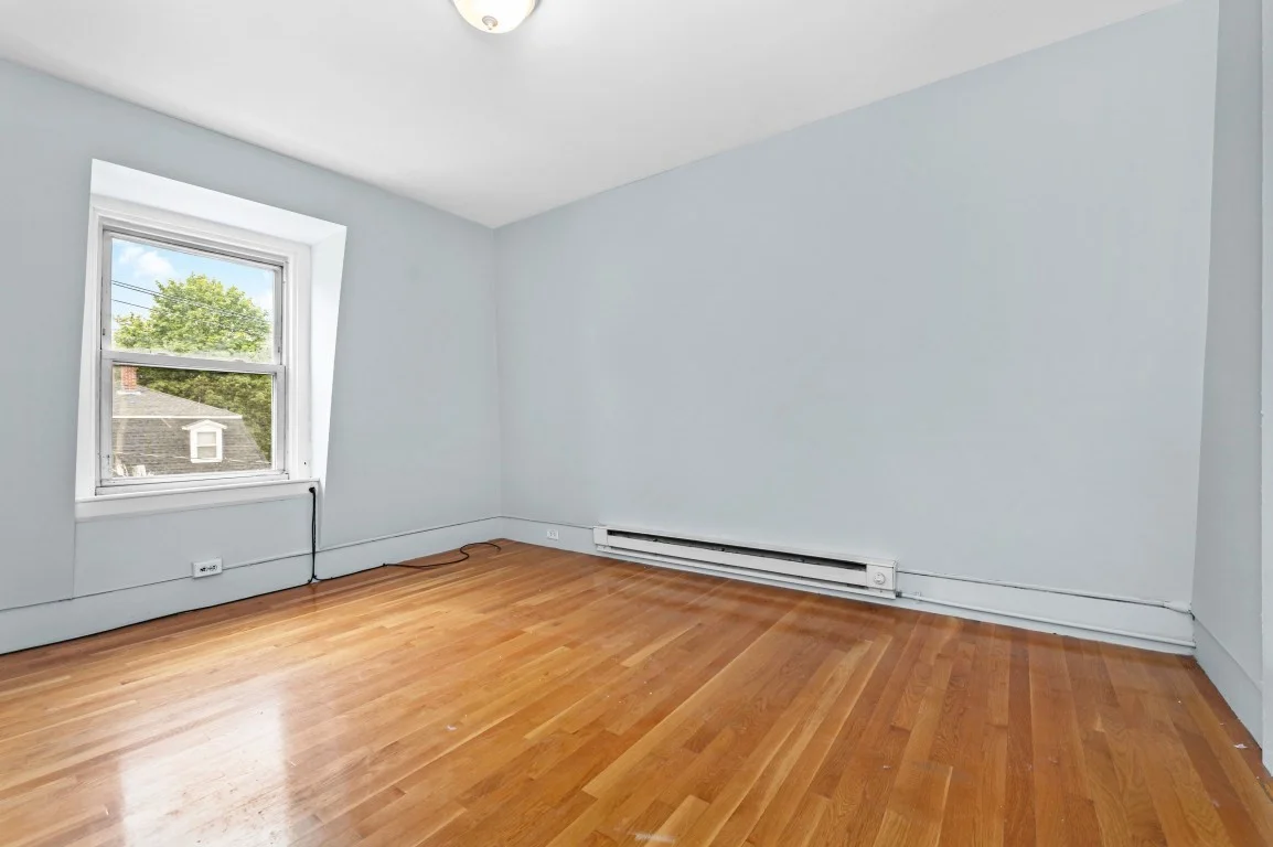 1 bed, 1 bath apartment for rent at 34 Neponset Ave Unit 3, Hyde Park — photo 4 of 17