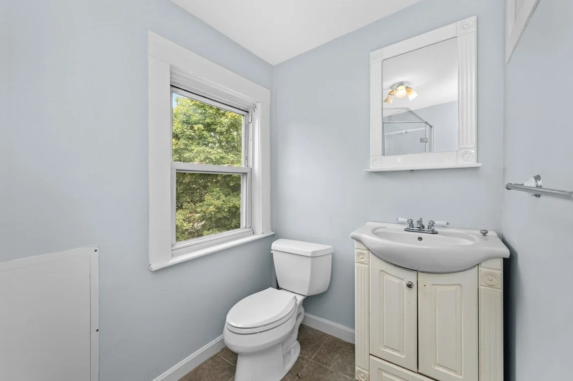 1 bed, 1 bath apartment for rent at 34 Neponset Ave Unit 3, Hyde Park — photo 14 of 17
