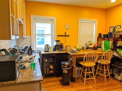 3 bed, 2 bath apartment for rent at 34 Newbern Ave Unit 2, South Medford — photo 3 of 20