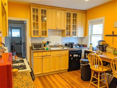 3 bed, 2 bath apartment for rent at 34 Newbern Ave Unit 2, South Medford — photo 1 of 20
