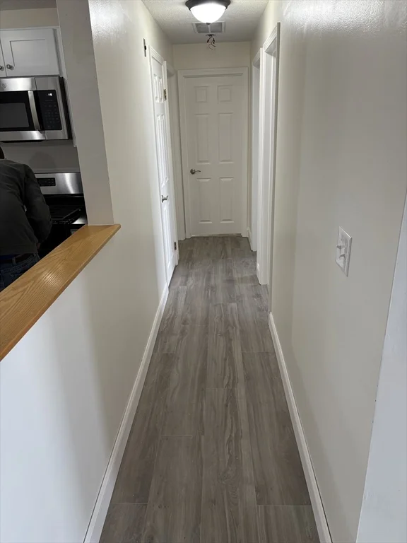 2 bed, 1 bath apartment for rent at 34 Newhall Unit 310, Lowell — photo 2 of 7