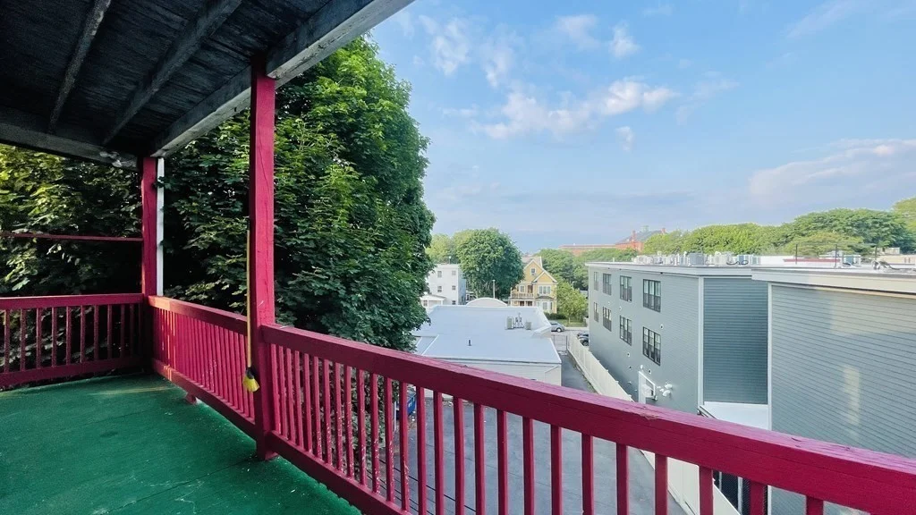 3 bed, 1 bath apartment for rent at 34 Norton Unit 3, Boston — photo 5 of 16