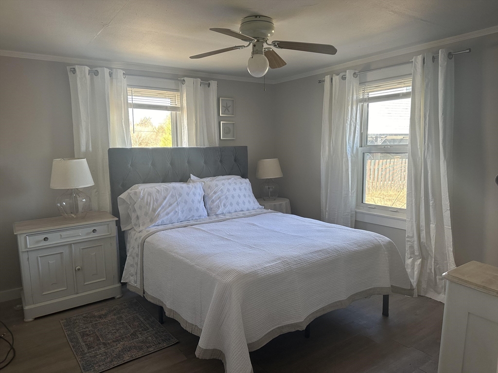 1 bed, 1 bath apartment for rent at 34 Old Point Rd Unit Cottage, Plum Island — photo 4 of 19