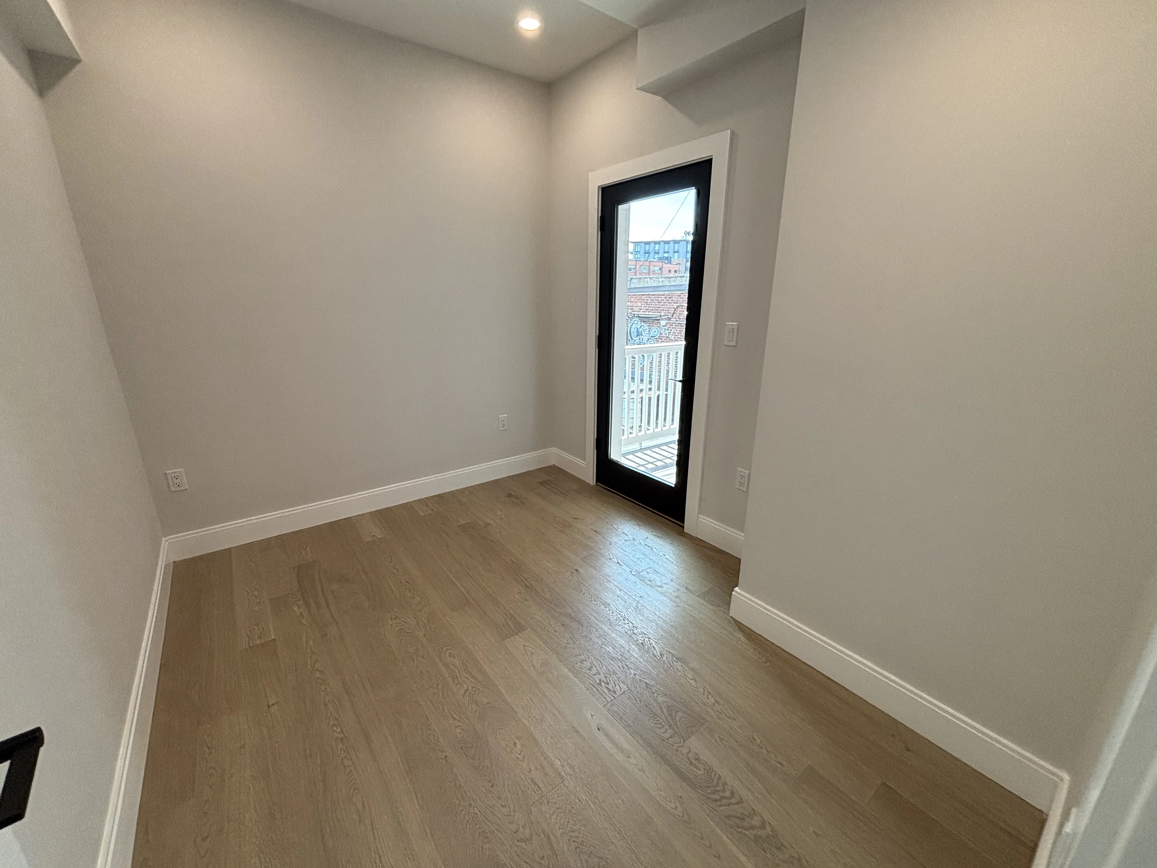 5 bed, 2 bath apartment for rent at 34 Orkney Rd Unit 1A, Brighton — photo 11 of 13