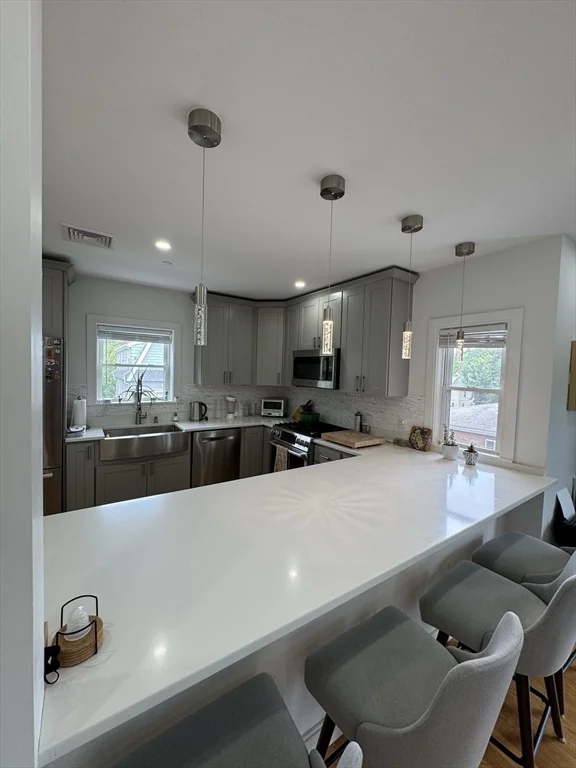 1 bed, 1 bath apartment for rent at 34 Park St Unit 4, Newton Corner — photo 10 of 29