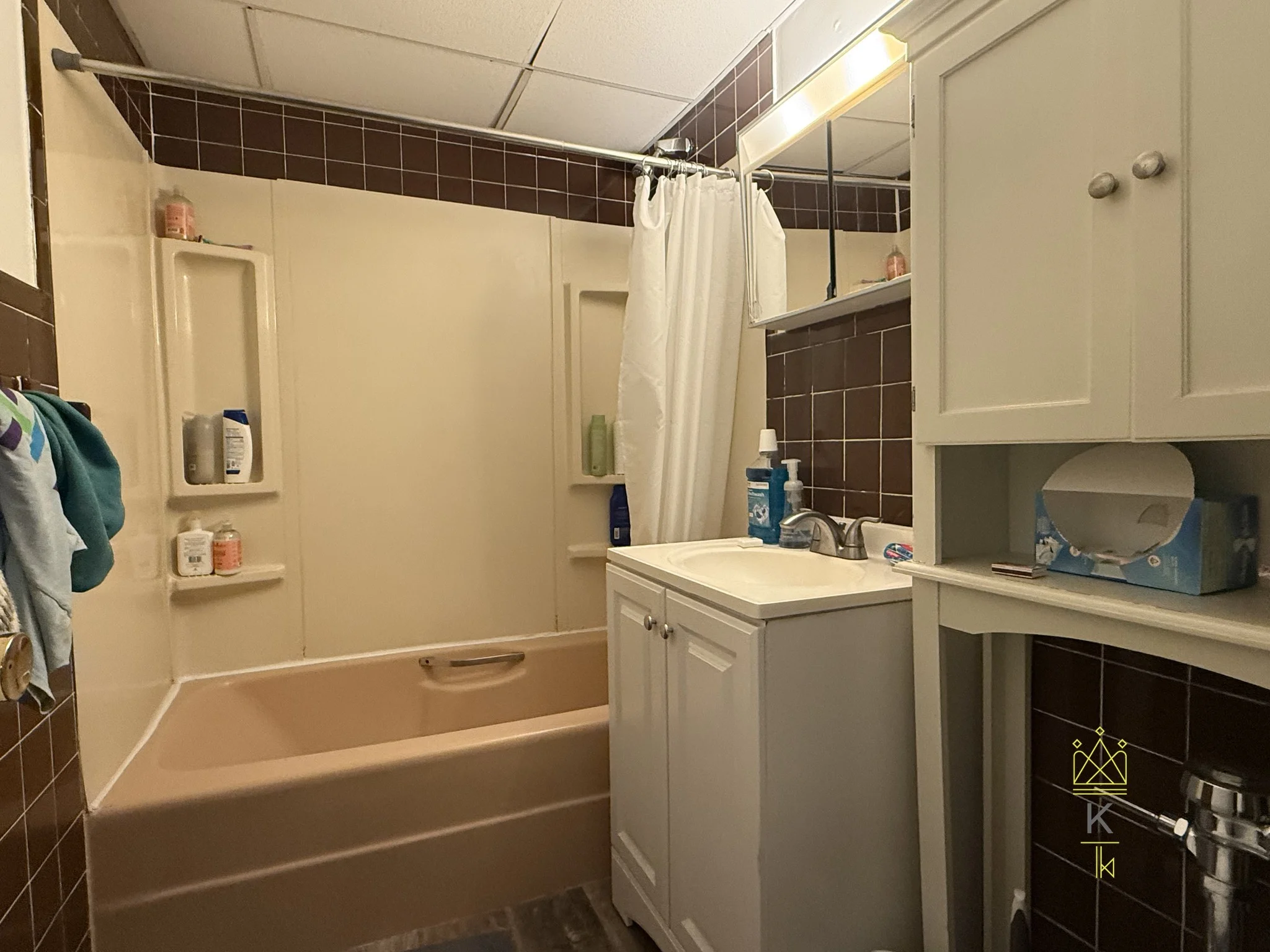 2 bed, 1 bath apartment for rent at 34 Park St Unit B8, Griggs Park — photo 11 of 13