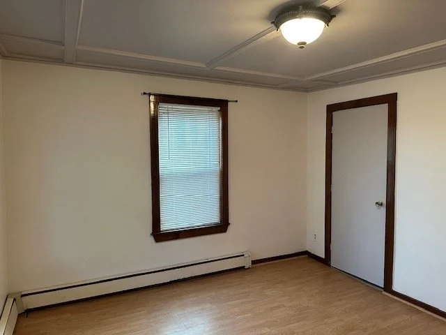 3 bed, 1 bath apartment for rent at 34 Perkins St Unit 1, Gloucester — photo 4 of 14