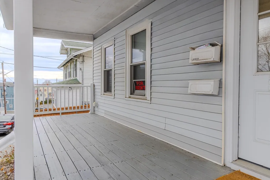 2 bed, 1 bath apartment for rent at 34 Perkins St Unit 2, Gloucester — photo 17 of 19