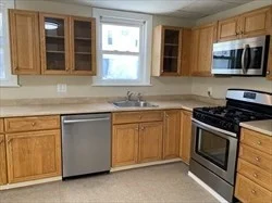 3 bed, 1 bath apartment for rent at 34 Porter St Unit 2, Malden — photo 5 of 12