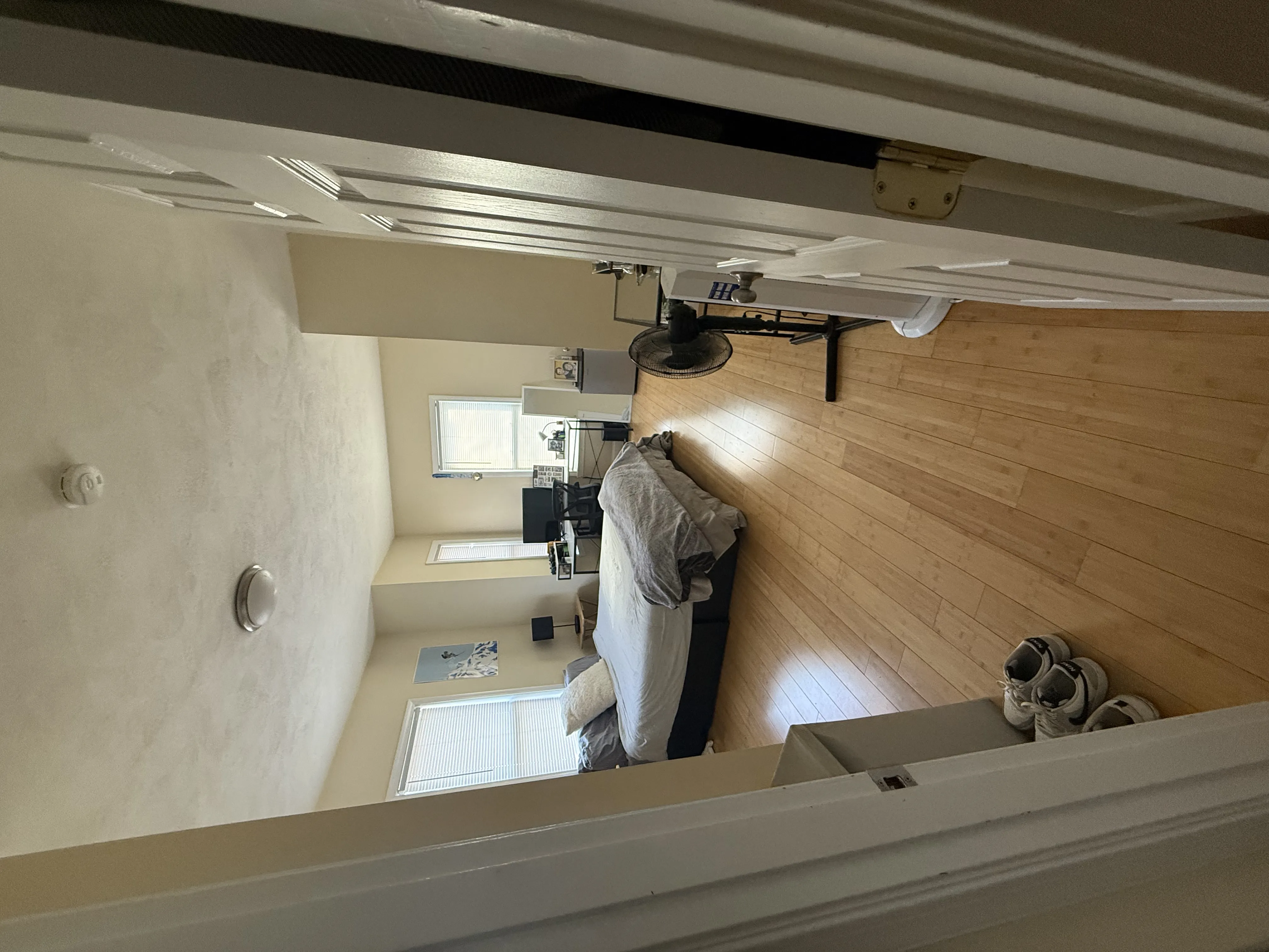 3 bed, 1 bath apartment for rent at 34 Pratt St Unit 1, Allston