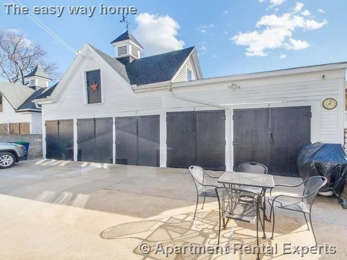 4 bed, 1 bath apartment for rent at 34 Preston Rd Unit 2, Spring Hill — photo 17 of 18