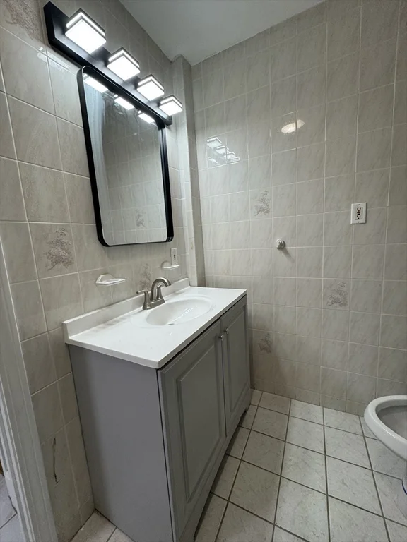 2 bed, 1 bath apartment for rent at 34 Prospect St Unit 1, Quincy — photo 6 of 6