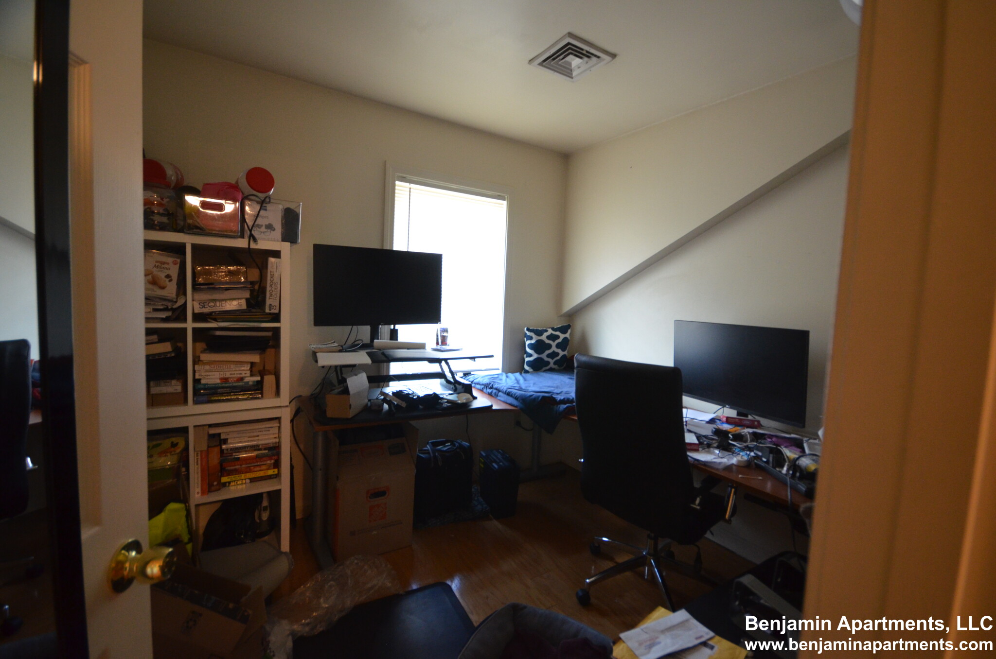 5 bed, 2.5 bath apartment for rent at 34 Raymond St Unit 34B, Lower Allston — photo 12 of 41
