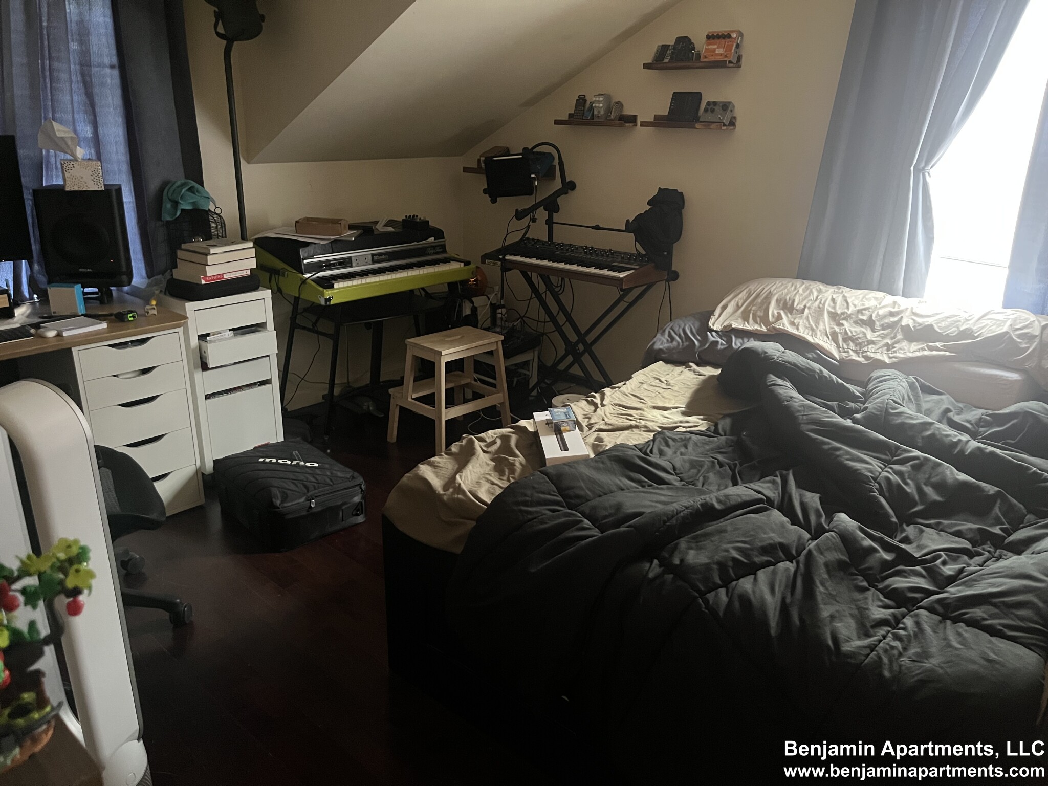 5 bed, 2.5 bath apartment for rent at 34 Raymond St Unit 34B, Lower Allston — photo 34 of 41