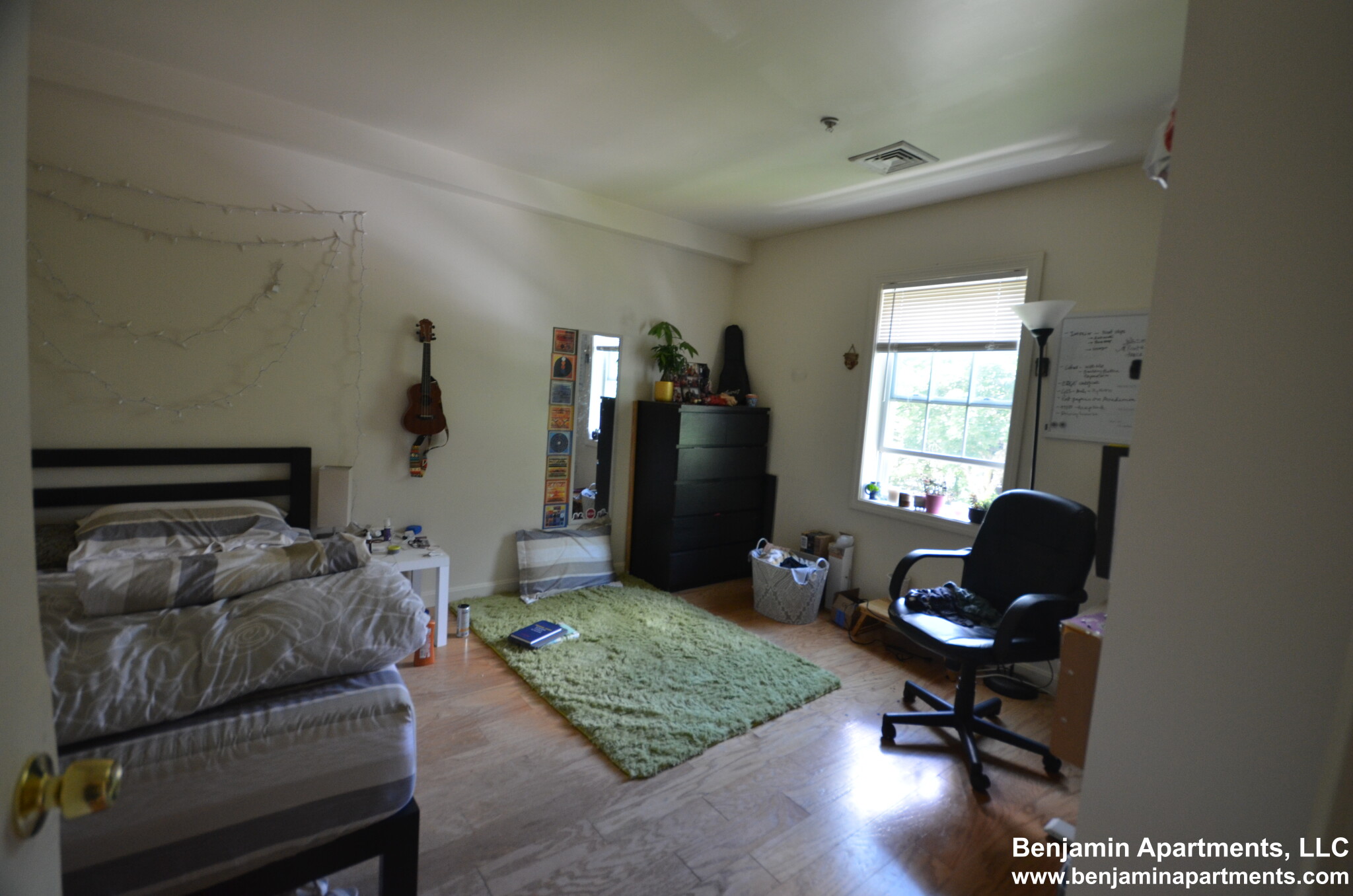 5 bed, 2.5 bath apartment for rent at 34 Raymond St Unit 34B, Lower Allston — photo 21 of 41