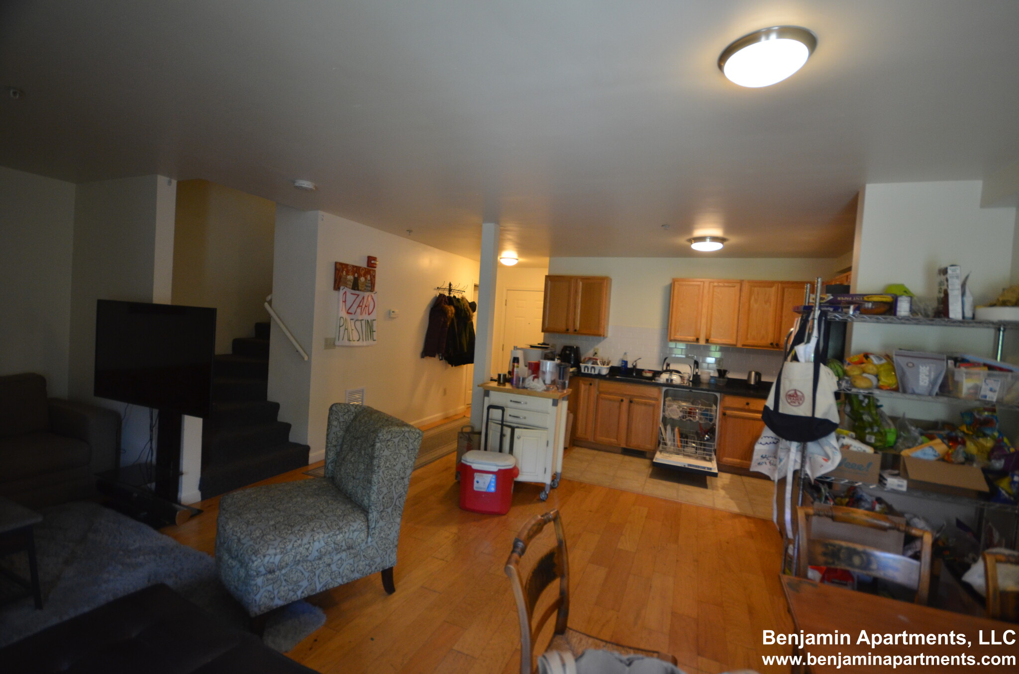 5 bed, 2.5 bath apartment for rent at 34 Raymond St Unit 34B, Lower Allston — photo 7 of 41