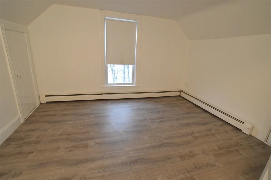 3 bed, 1 bath apartment for rent at 34 Riverside Ave Unit 2, Haverhill — photo 12 of 19