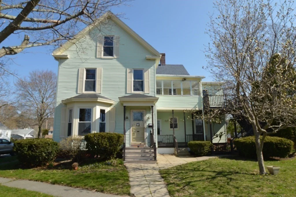 3 bed, 1 bath apartment for rent at 34 Riverside Ave Unit 2, Haverhill — photo 1 of 19