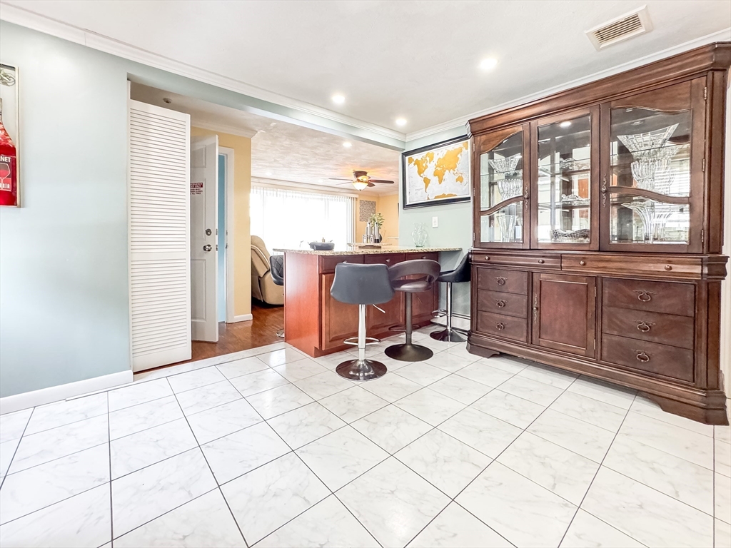 3 bed, 1 bath apartment for rent at 34 Rumney Rd Unit 1, Revere — photo 4 of 14