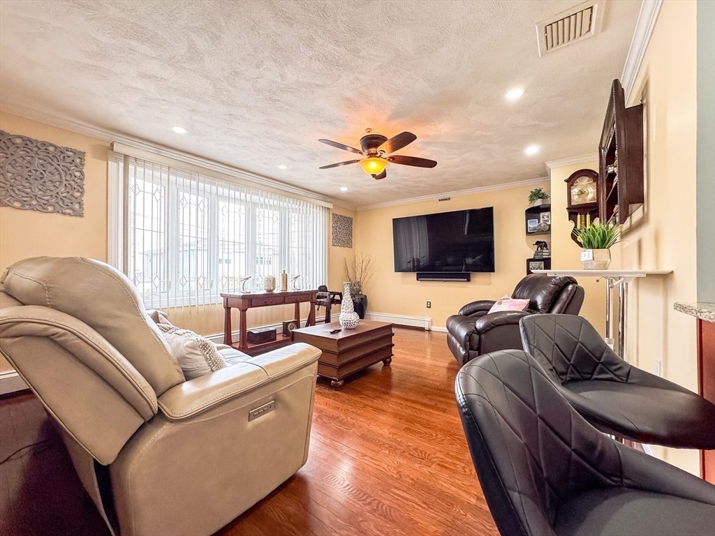 3 bed, 1 bath apartment for rent at 34 Rumney Rd Unit 1, Revere — photo 1 of 14