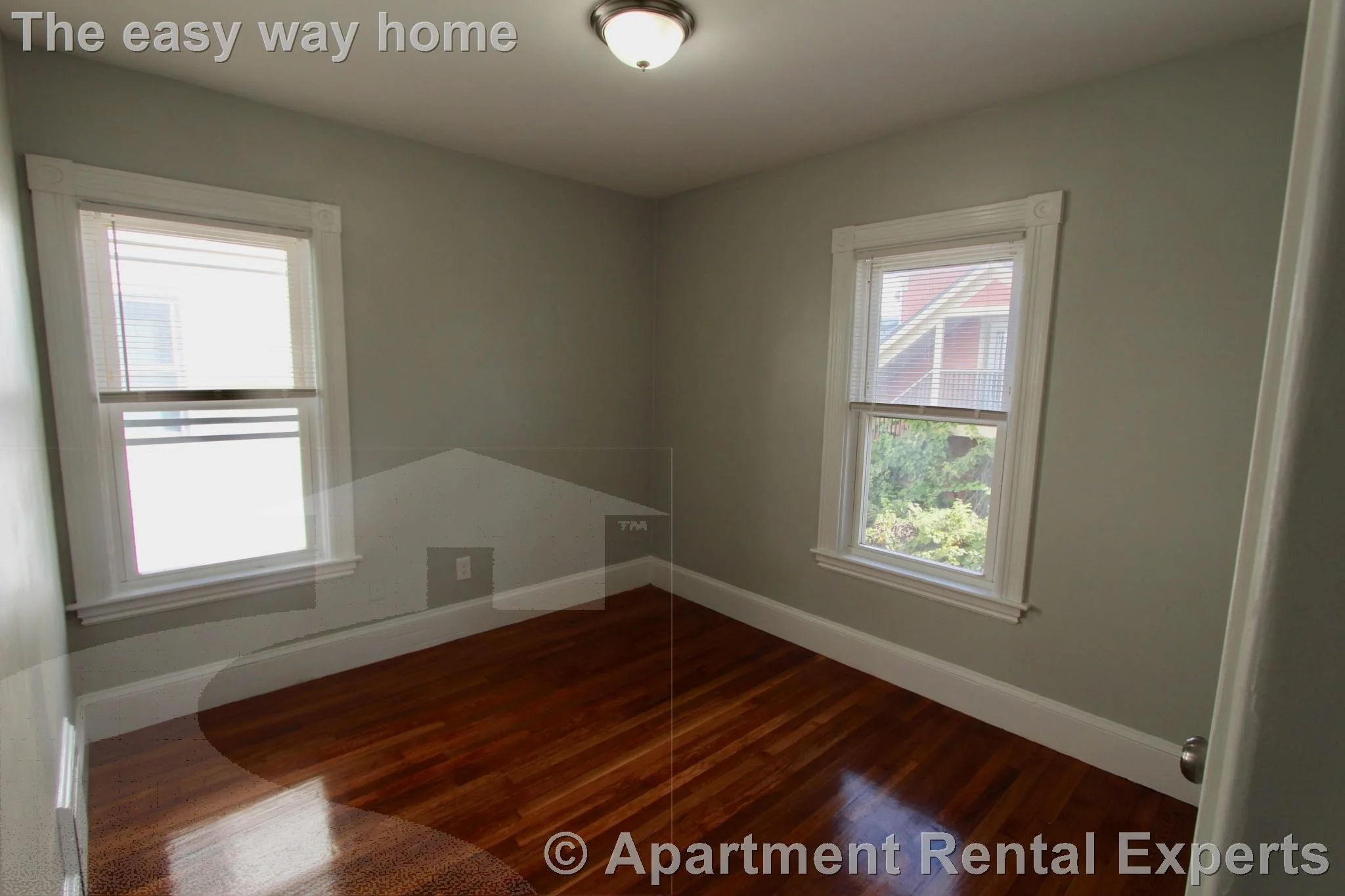 4 bed, 2 bath apartment for rent at 34 Russell St Unit 2, Malden Center — photo 4 of 9
