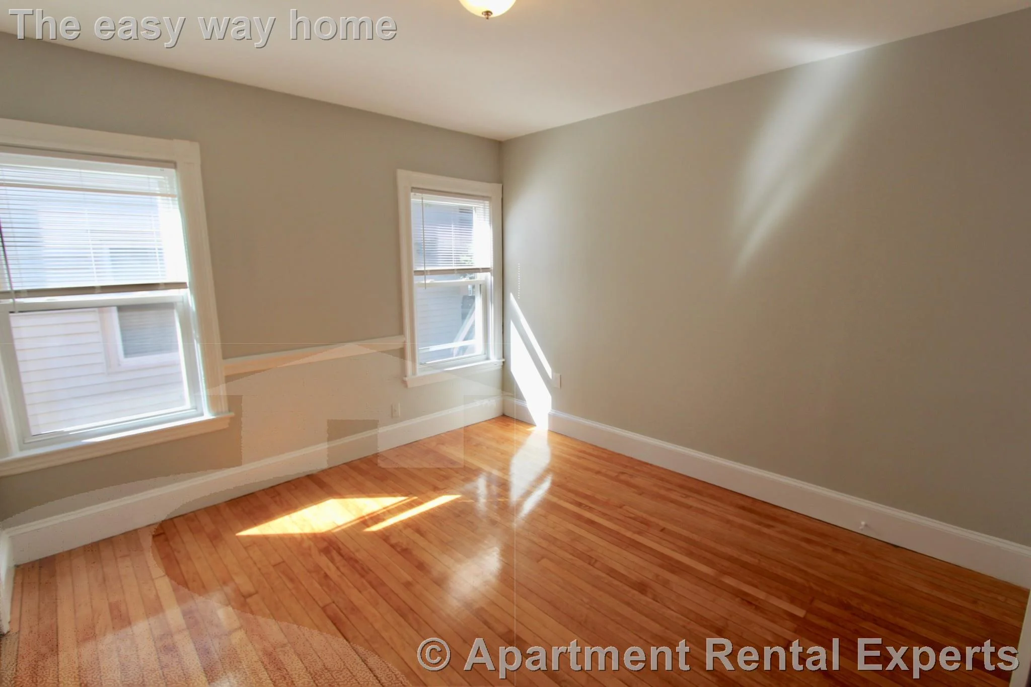4 bed, 2 bath apartment for rent at 34 Russell St Unit 2, Malden Center — photo 6 of 9