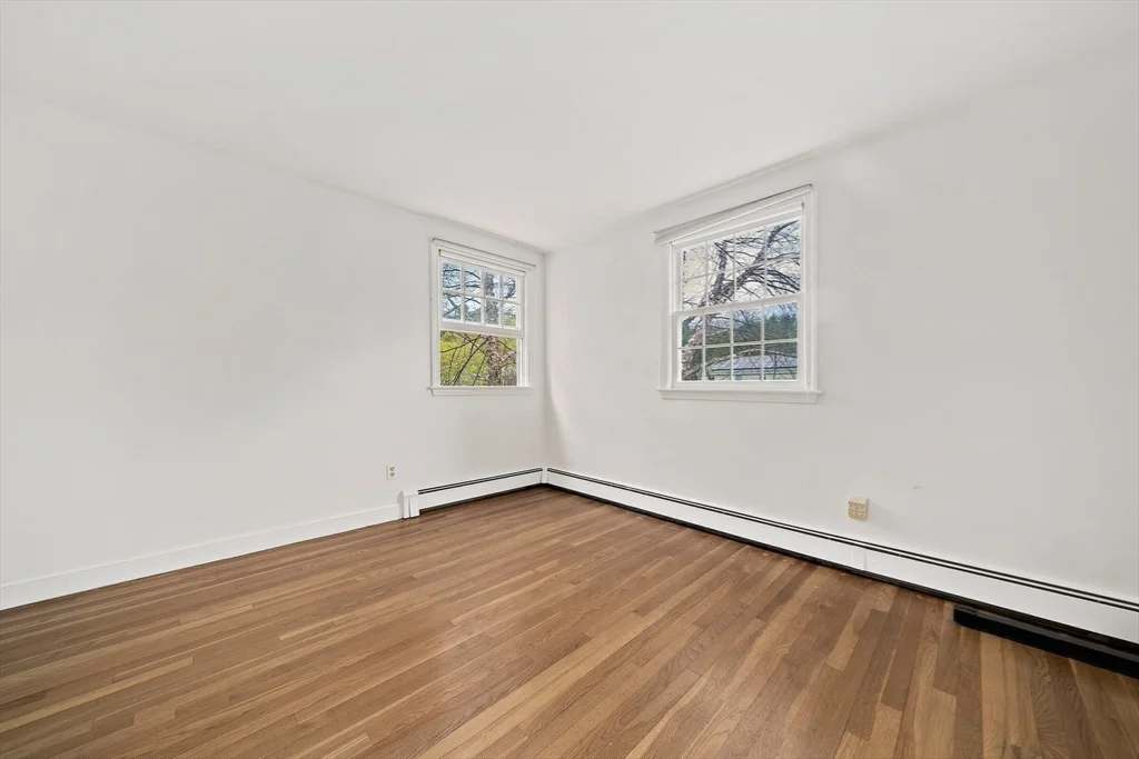 5 bed, 2 bath apartment for rent at 34 Saddle Club, Lexington — photo 16 of 26