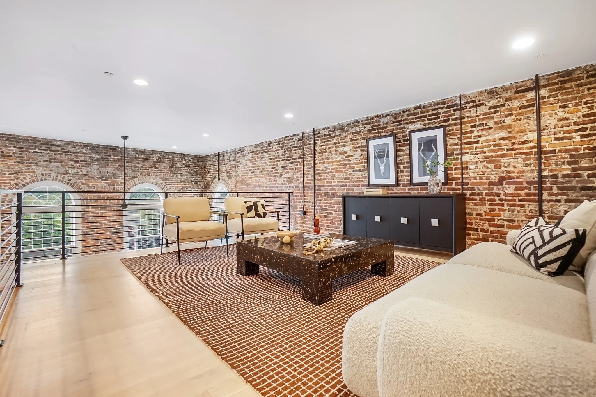 3 bed, 2 bath apartment for rent at 34 Salem St Unit 201, Medford — photo 3 of 22