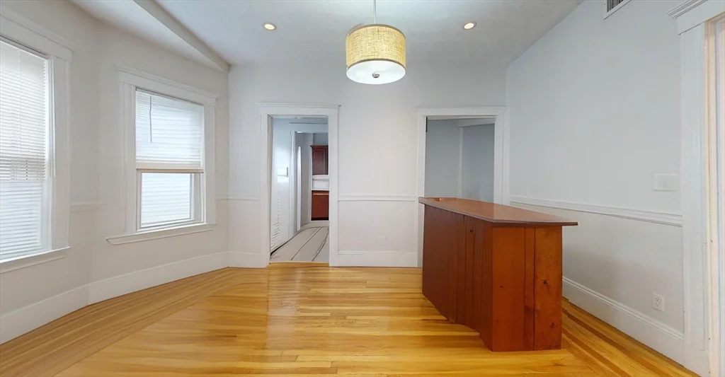 3 bed, 1 bath apartment for rent at 34 Saranac Unit 2, Dorchester — photo 3 of 18