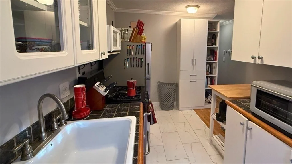 1 bed, 1 bath apartment for rent at 34 Sheafe St Unit 1, North End — photo 7 of 22