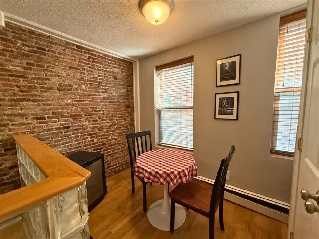 1 bed, 1 bath apartment for rent at 34 Sheafe St Unit 1, North End — photo 4 of 22