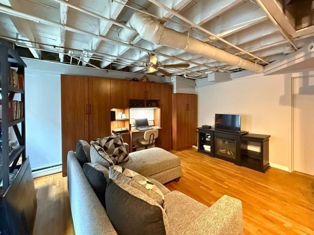1 bed, 1 bath apartment for rent at 34 Sheafe St Unit 1, North End — photo 14 of 22