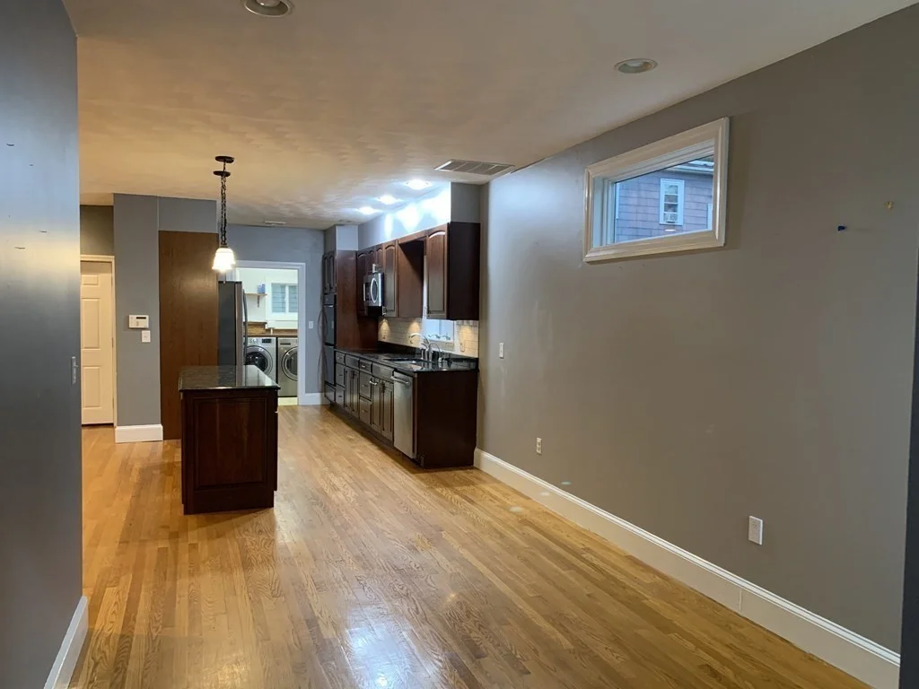 3 bed, 2 bath apartment for rent at 34 Spring St Unit 1, Spring Hill — photo 6 of 30