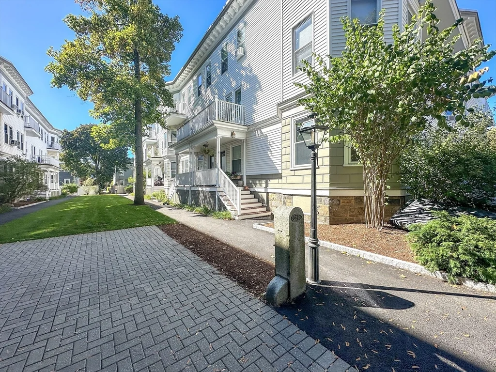 3 bed, 2 bath apartment for rent at 34 Stanton Rd Unit 3, Coolidge Corner — photo 2 of 13