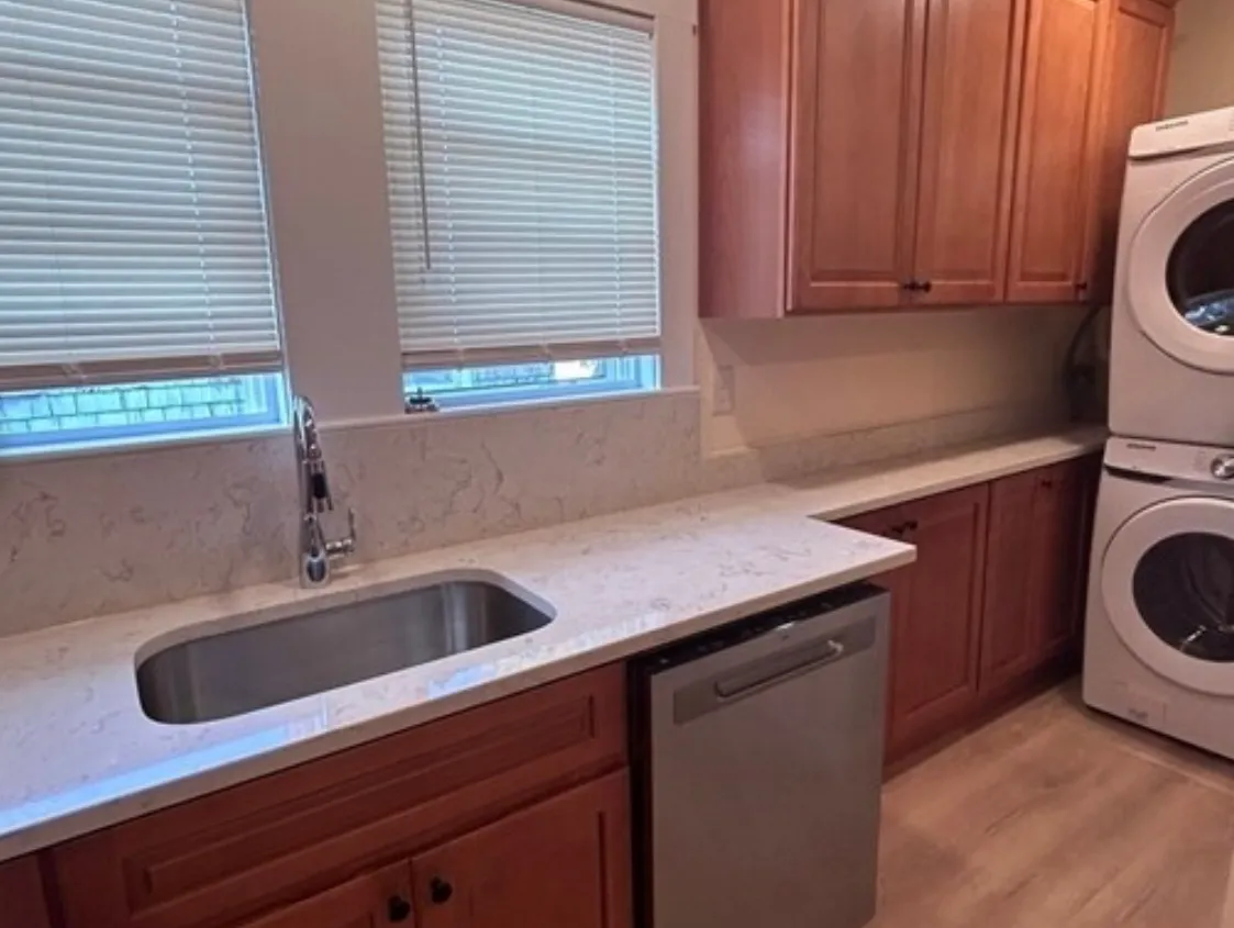3 bed, 1 bath apartment for rent at 34 Stellman Rd Unit 3, Roslindale — photo 3 of 15