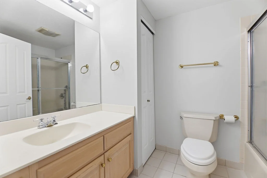 2 bed, 2 bath apartment for rent at 34 Sumner Ave Unit 210, Forest Park — photo 23 of 25