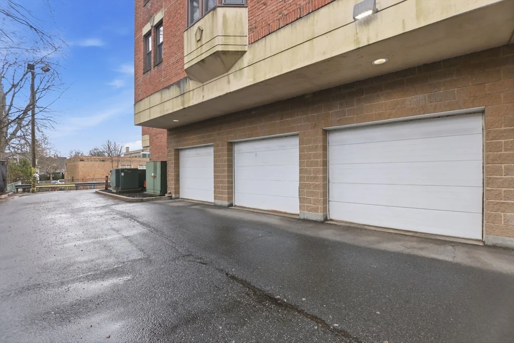 2 bed, 2 bath apartment for rent at 34 Sumner Ave Unit 210, Forest Park — photo 24 of 25