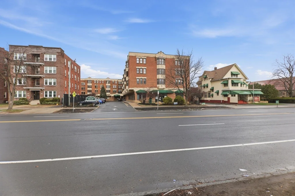 2 bed, 2 bath apartment for rent at 34 Sumner Ave Unit 210, Forest Park — photo 1 of 25