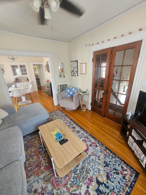 3 bed, 1 bath apartment for rent at 34 Sunset Rd Unit 2a, West Somerville — photo 3 of 9