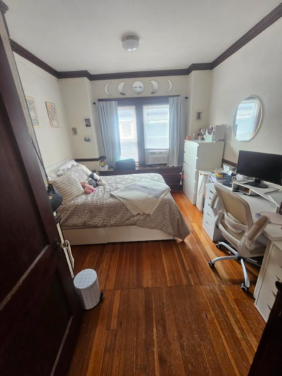 3 bed, 1 bath apartment for rent at 34 Sunset Rd Unit 2a, West Somerville — photo 6 of 9